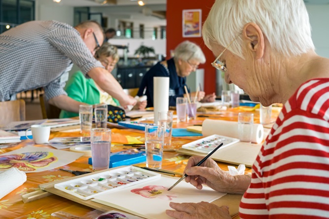 engaging-activities-for-residents-in-care-homes